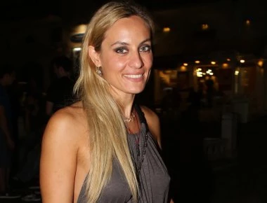 Η πρώτη επίσημη εμφάνιση της Ελεονώρας Μελέτη μετά τη γέννα (βίντεο)